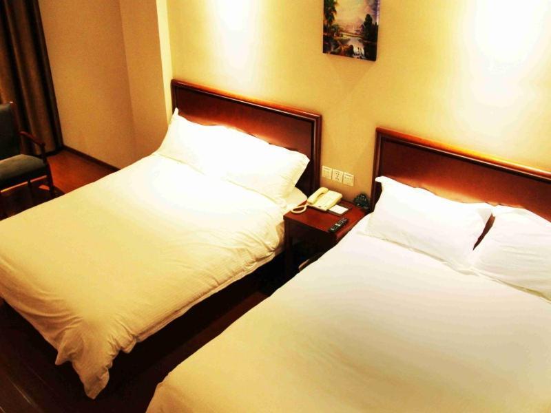 Greentree Inn Shandong Qingdao Development District Sdust Express Hotel Eksteriør billede
