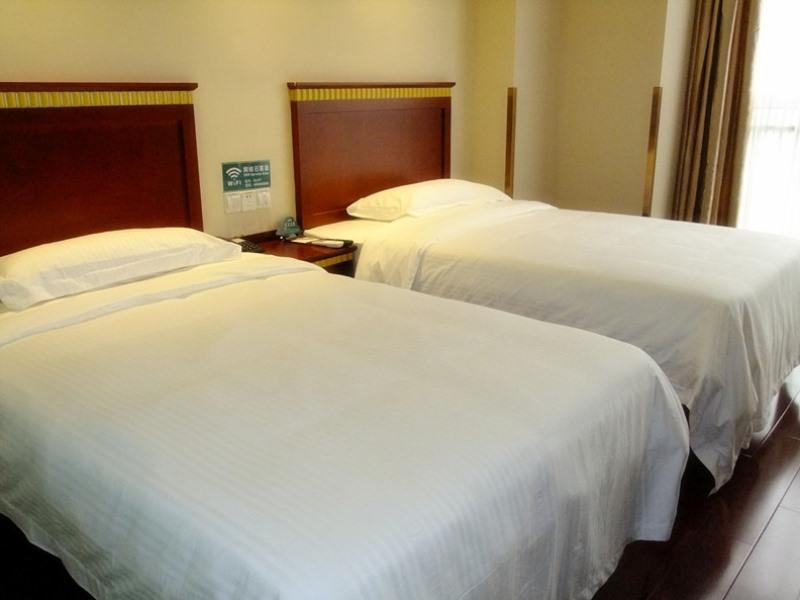 Greentree Inn Shandong Qingdao Development District Sdust Express Hotel Eksteriør billede