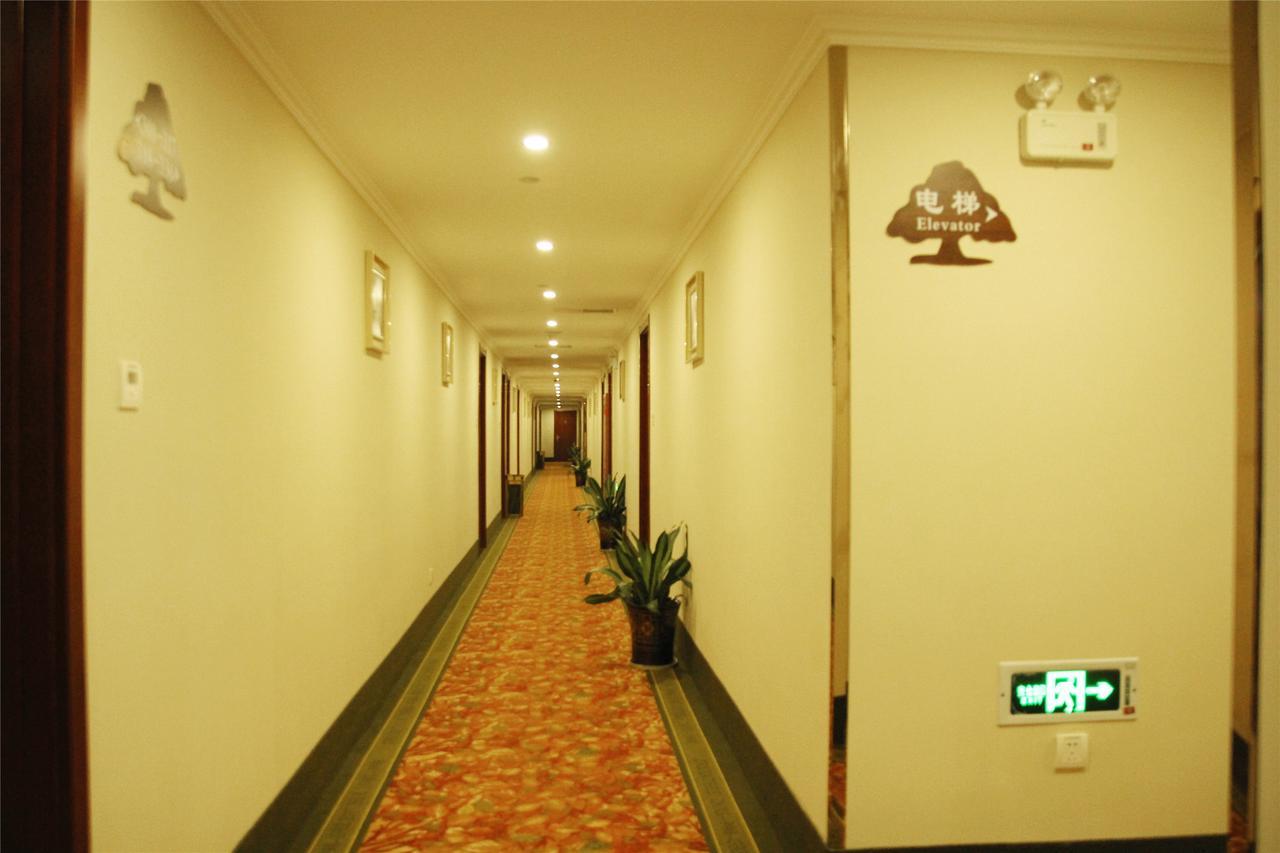 Greentree Inn Shandong Qingdao Development District Sdust Express Hotel Eksteriør billede
