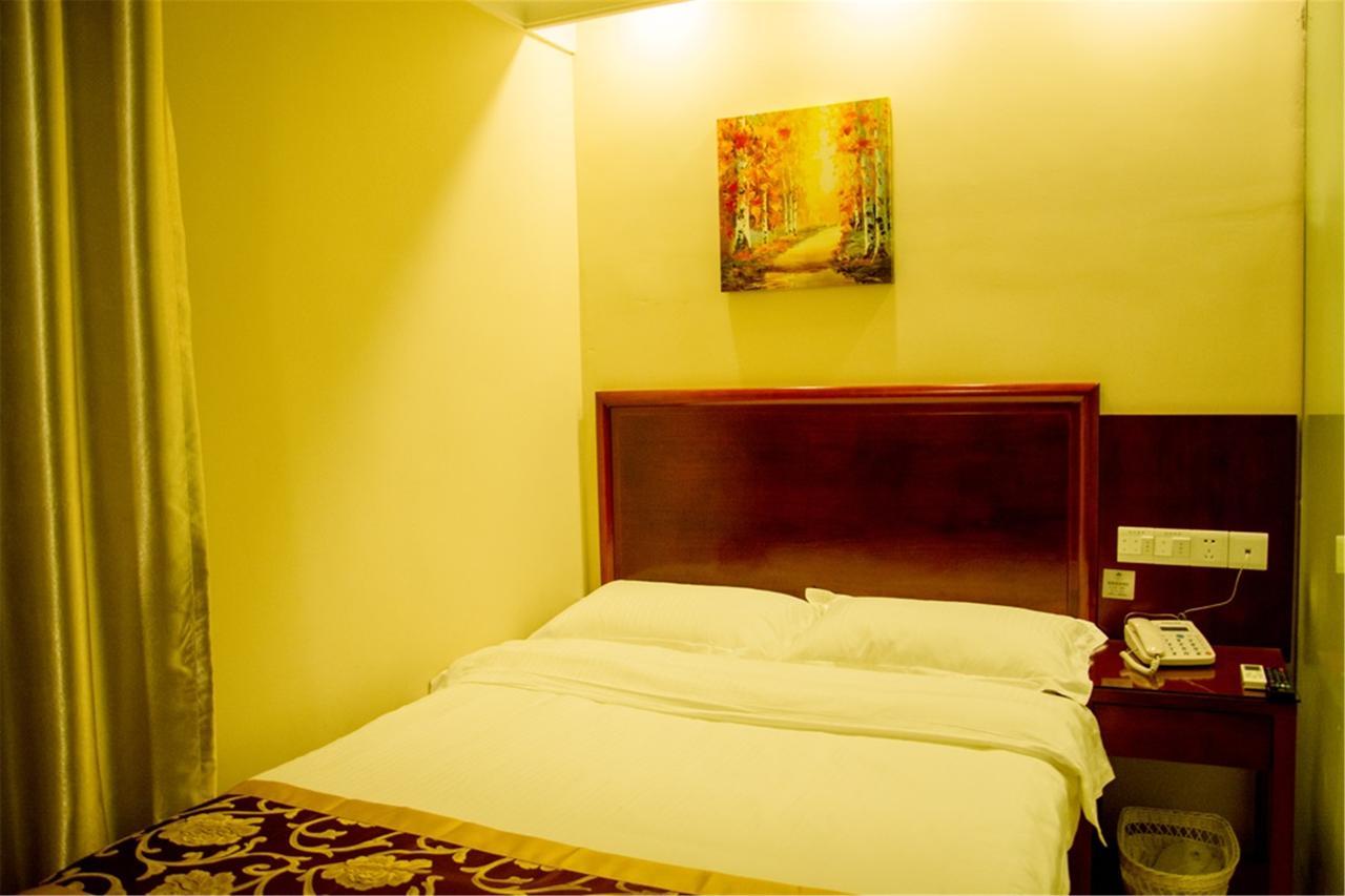 Greentree Inn Shandong Qingdao Development District Sdust Express Hotel Eksteriør billede